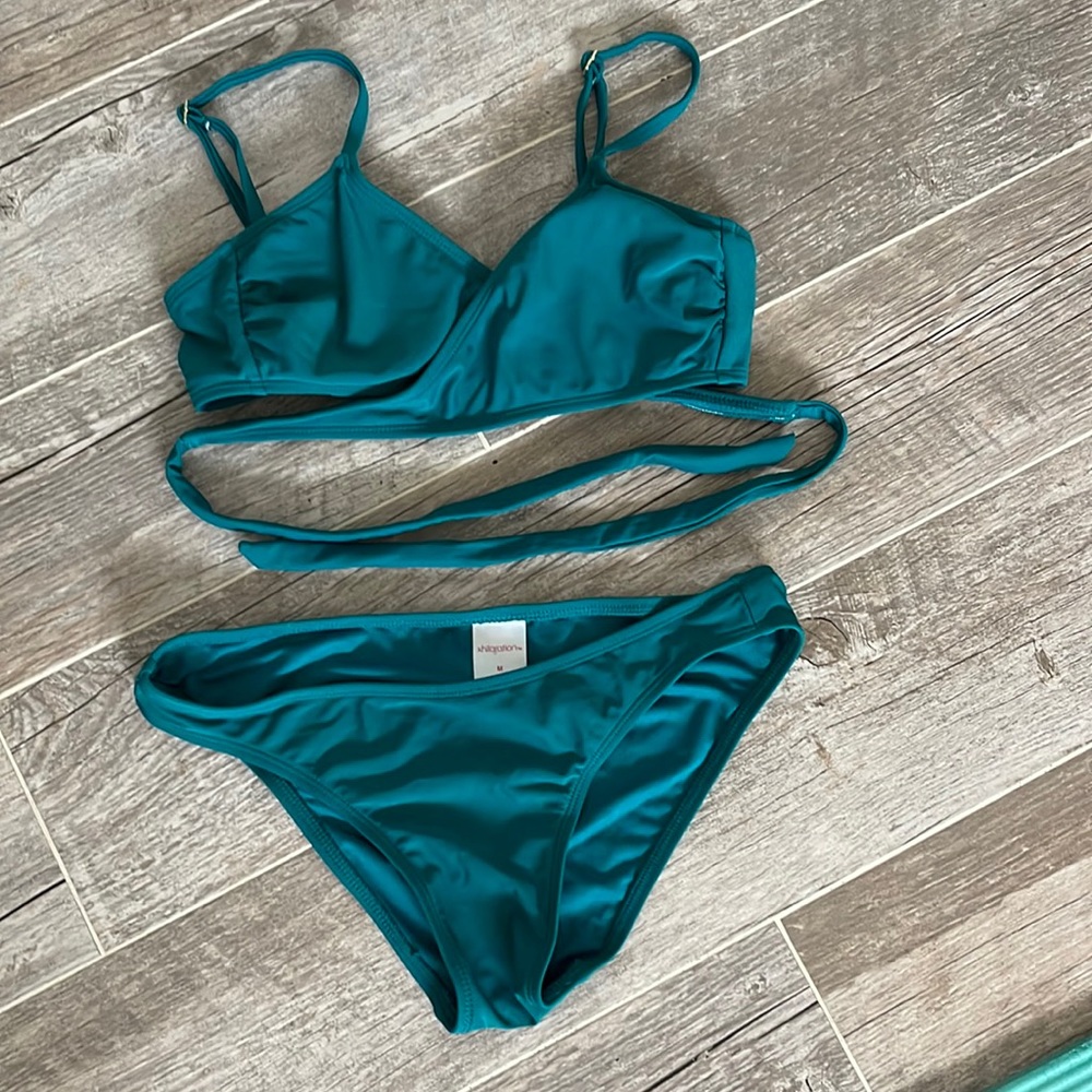 dark green bikini set